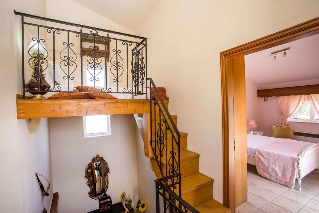 Laylande House Villa Theológos Eksteriør billede